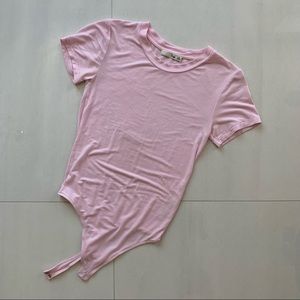 Aritzia Wilfred t-shirt bodysuit in pink
size xs